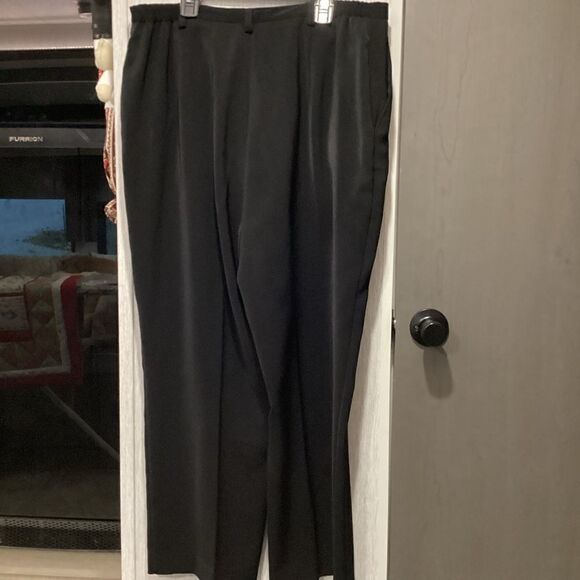 NWOT Sag Harbor Brand Women’s Size 16 Black Dress Slacks - Picture 7 of 11